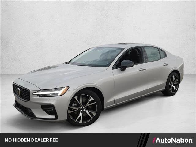 2025 VOLVO S60