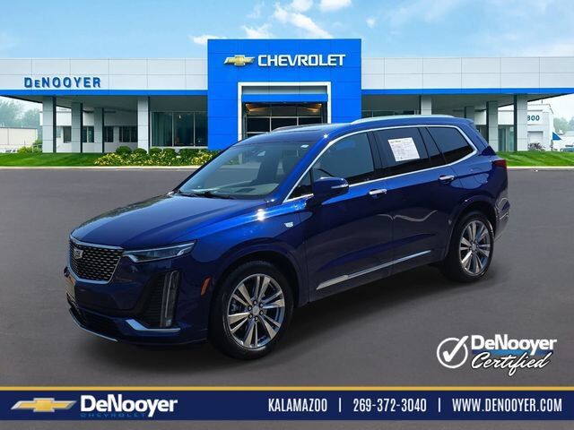 2025 CADILLAC XT6