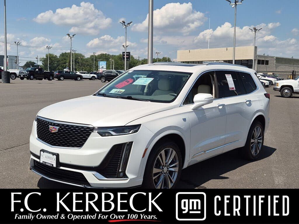 2024 CADILLAC XT6