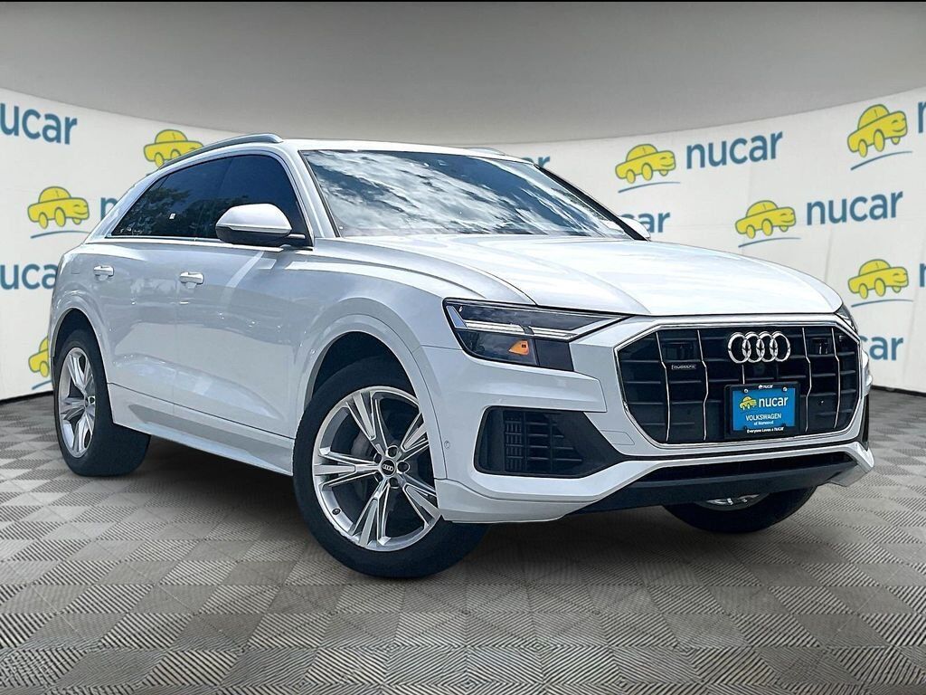 2022 AUDI Q8