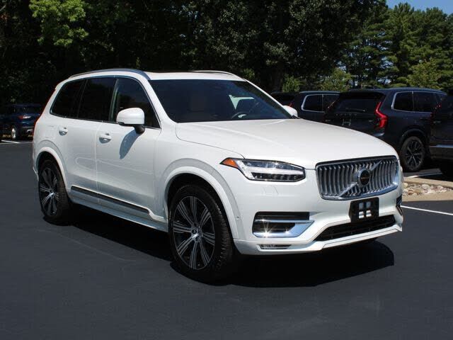 2023 VOLVO XC90