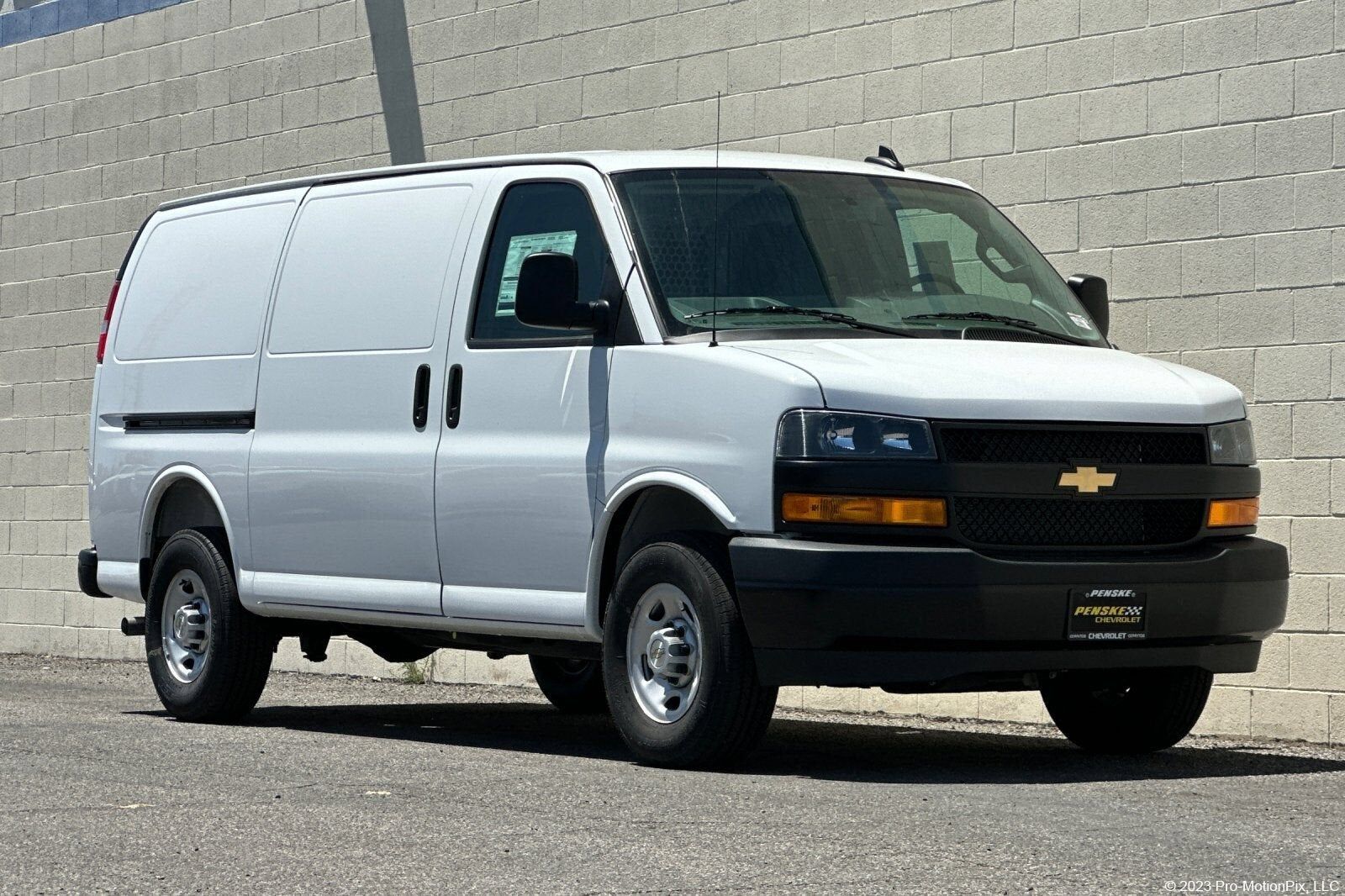 2026 CHEVROLET Express