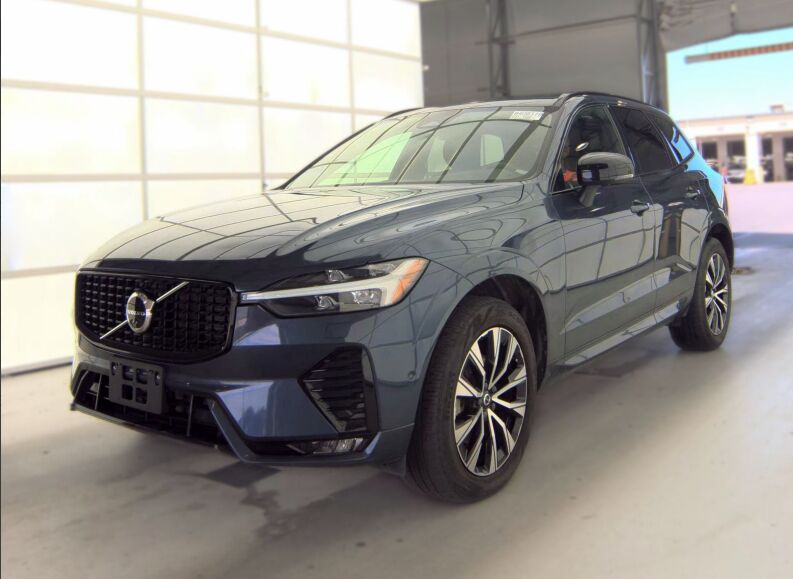 2024 VOLVO XC60