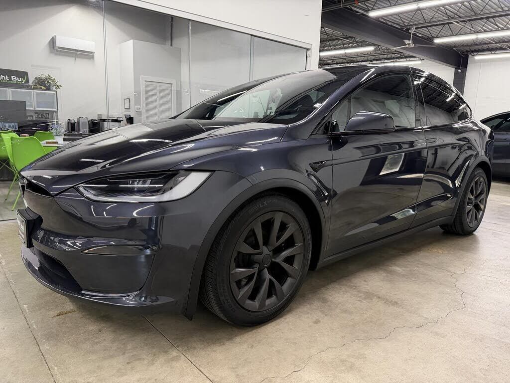 2024 TESLA Model X