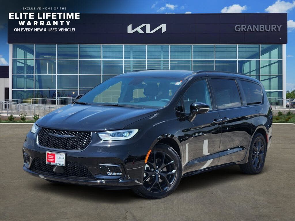 2026 CHRYSLER Pacifica