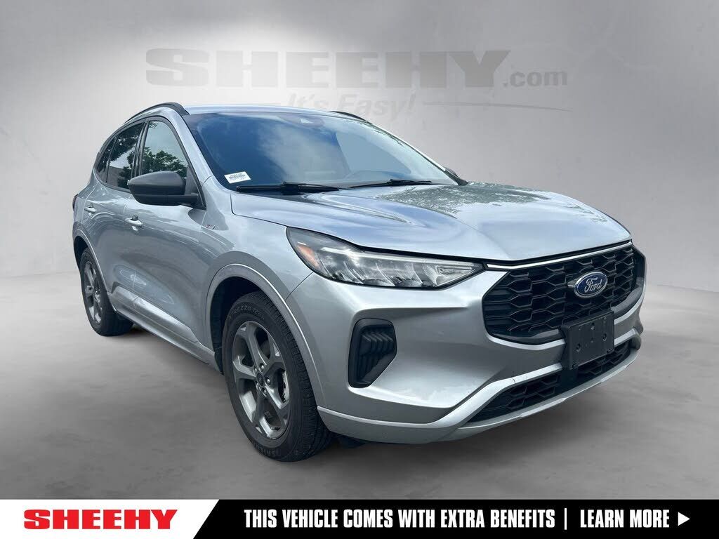 2024 FORD Escape