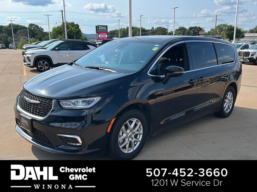 2025 CHRYSLER Pacifica