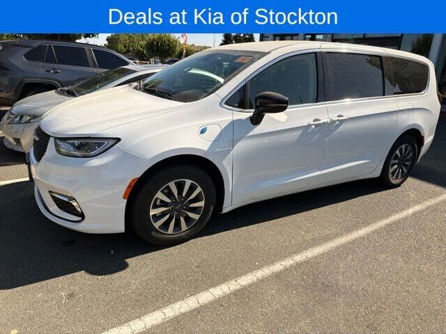 2024 CHRYSLER Pacifica
