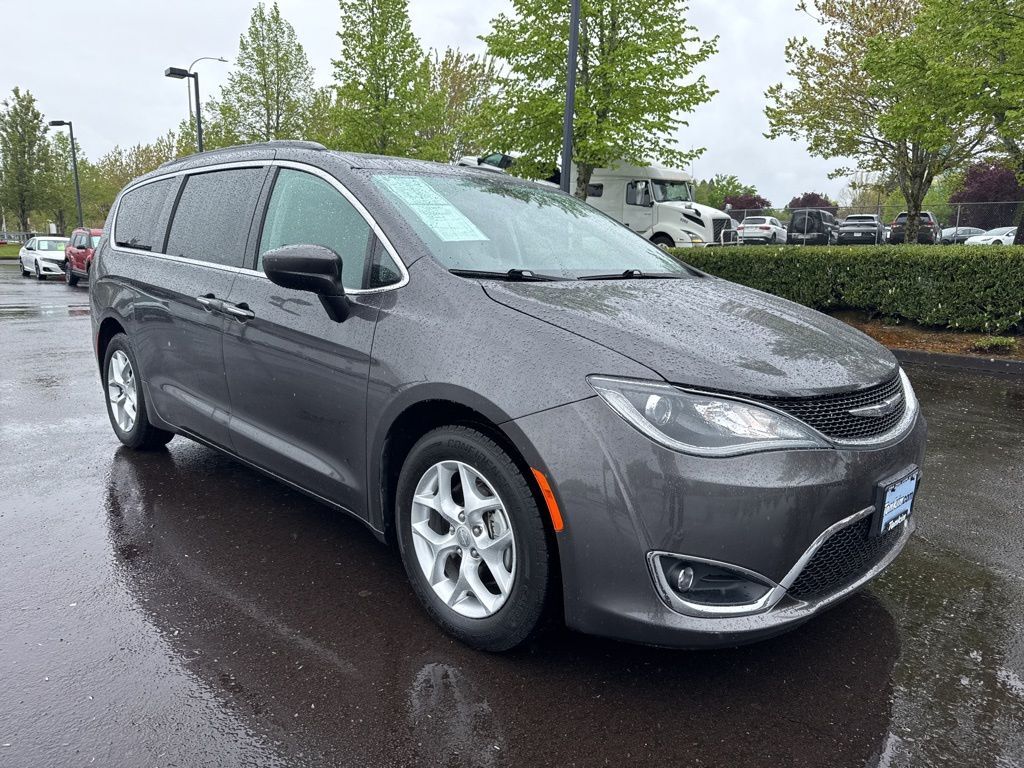 2017 CHRYSLER Pacifica