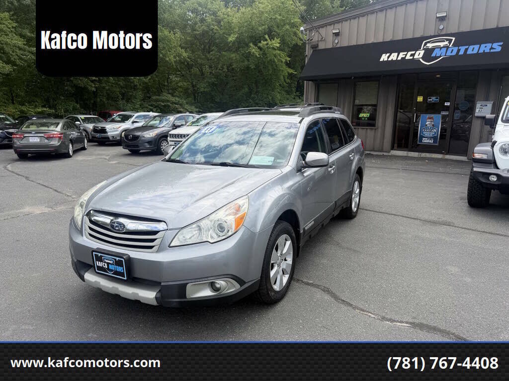 2011 SUBARU Outback