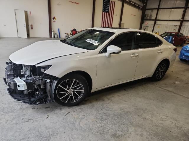 2016 LEXUS ES