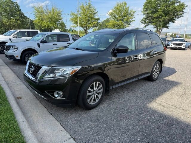 2016 NISSAN Pathfinder