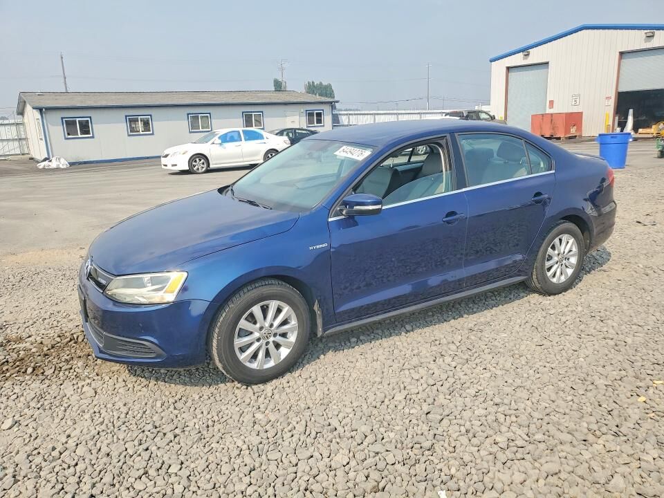 2013 VOLKSWAGEN Jetta