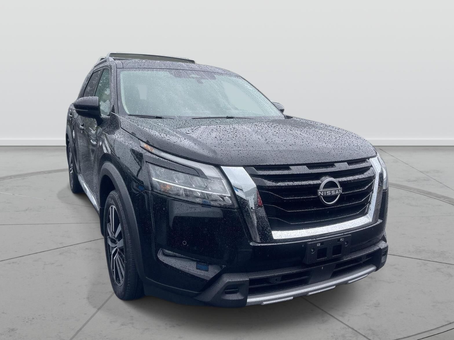 2024 NISSAN Pathfinder