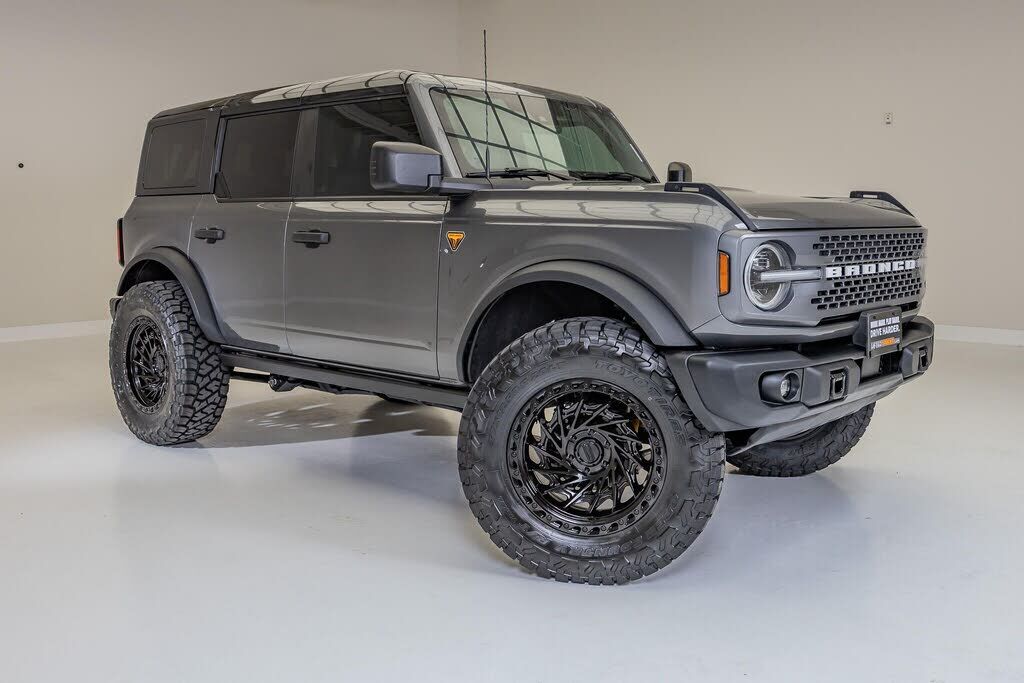 2025 FORD Bronco