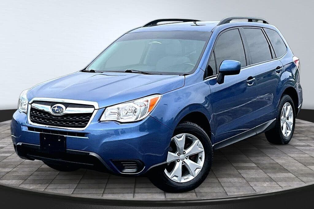 2016 SUBARU Forester