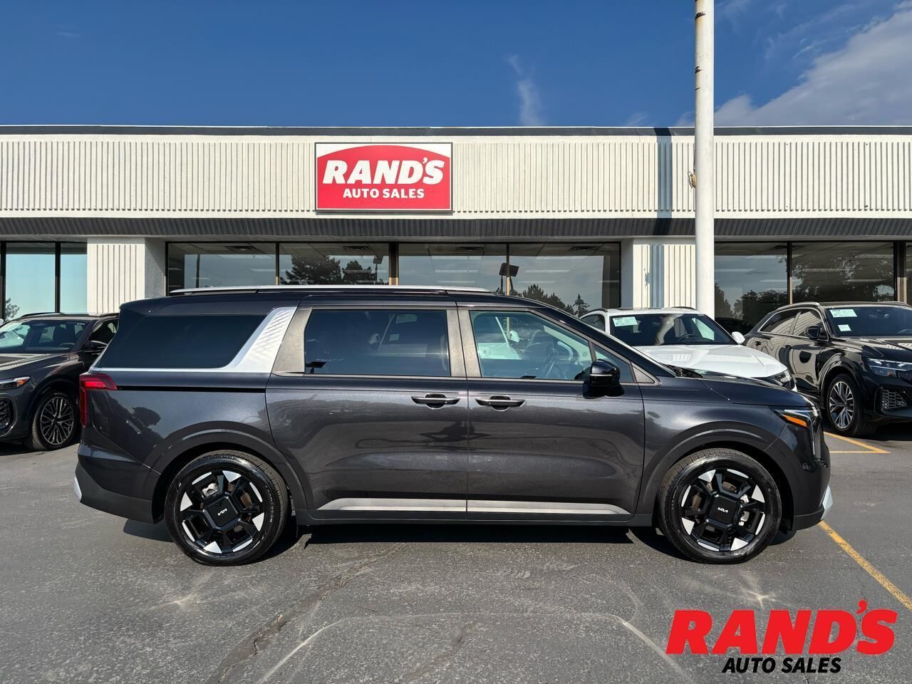 2025 KIA Carnival