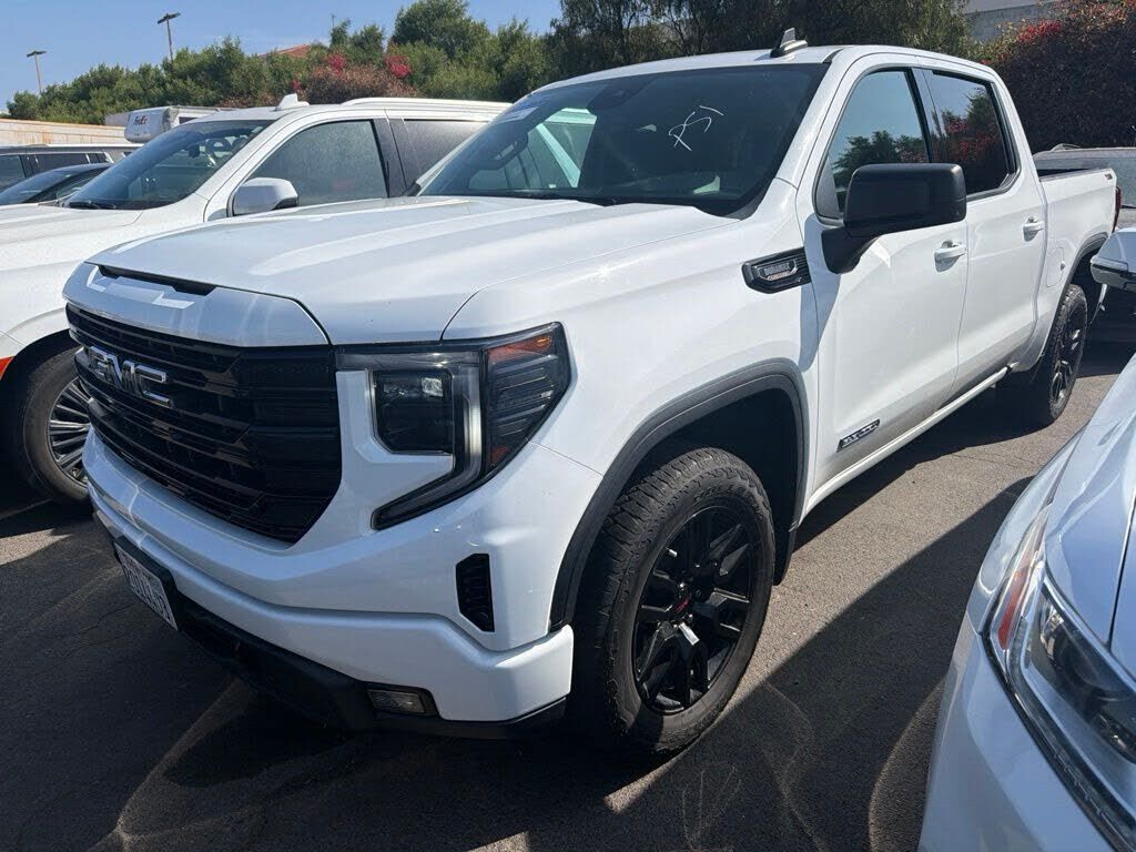 2023 GMC Sierra