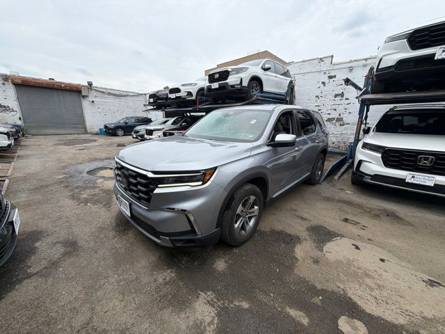 2023 HONDA Pilot