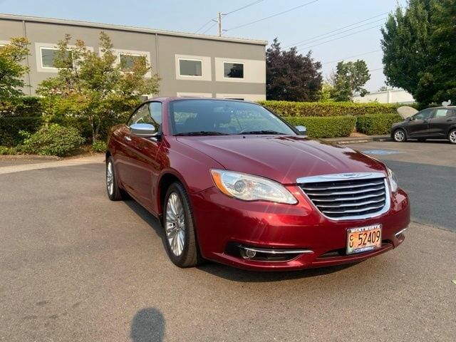2012 CHRYSLER 200