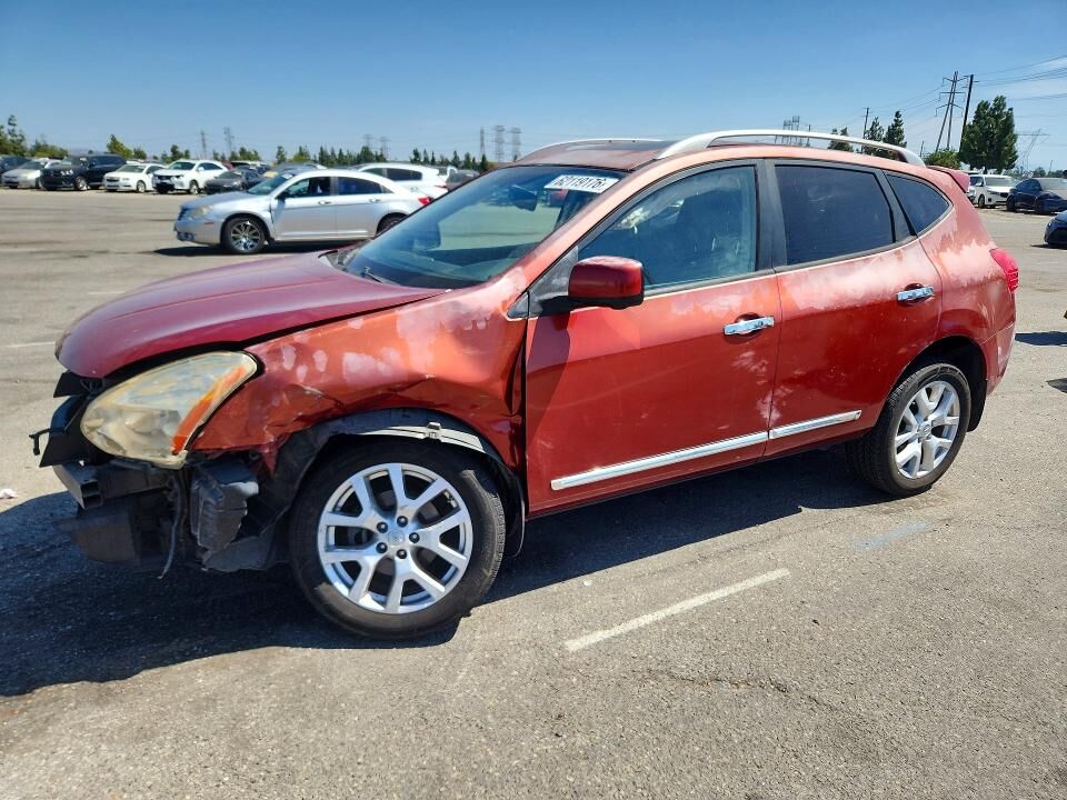 2013 NISSAN Rogue