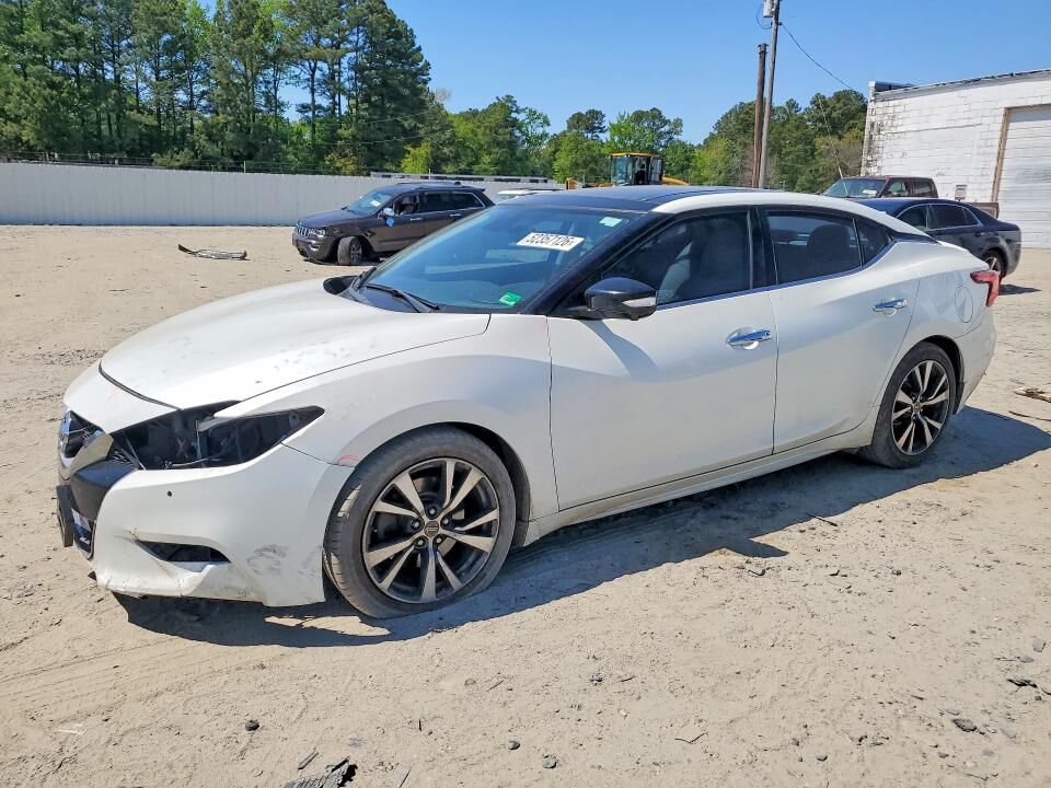2016 NISSAN Maxima