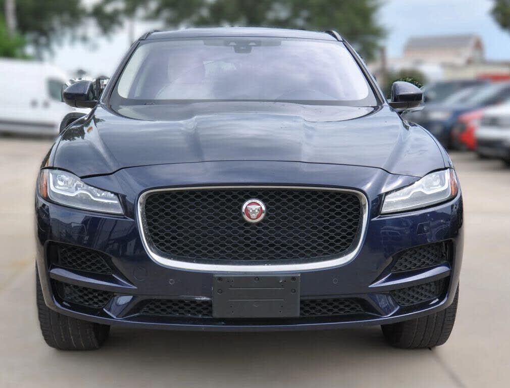 2018 JAGUAR F-Pace
