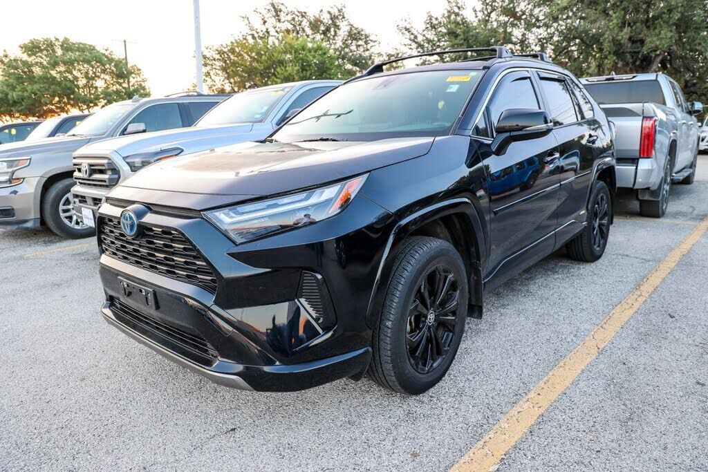 2024 TOYOTA RAV4