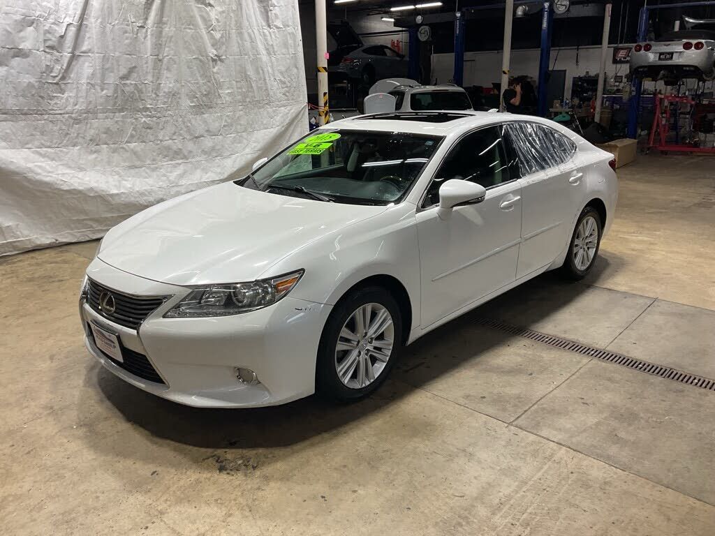 2015 LEXUS ES