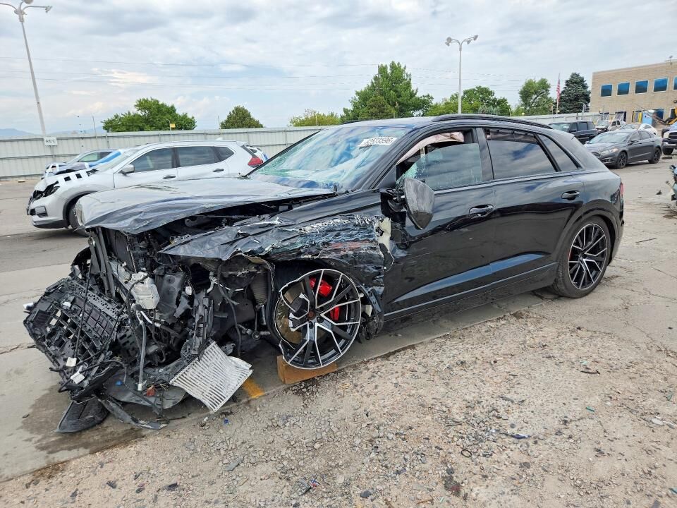 2023 AUDI SQ8
