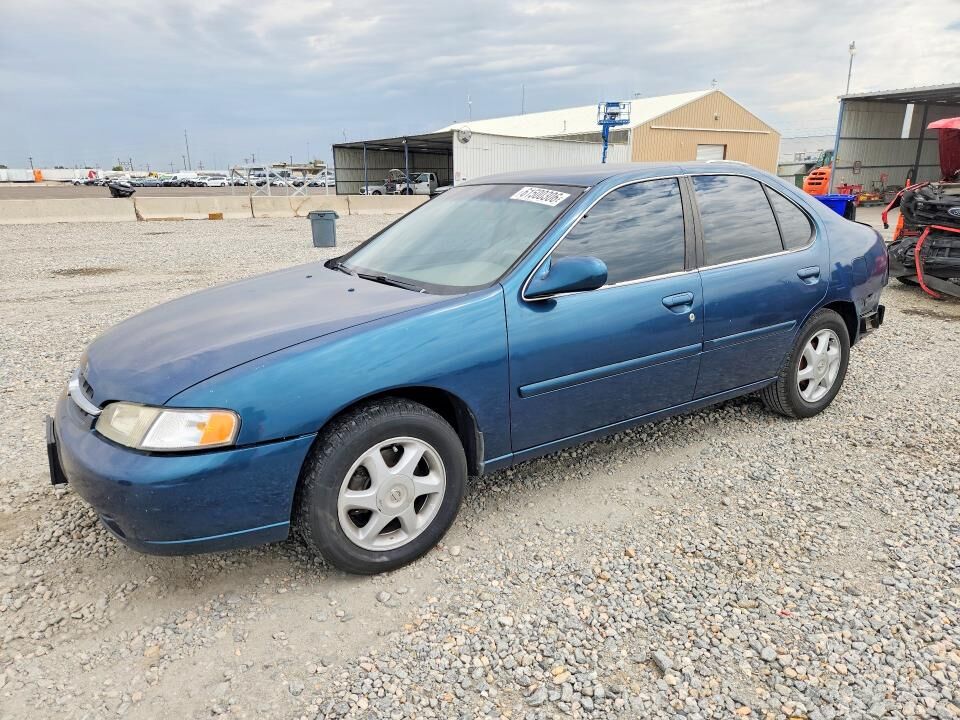 1998 NISSAN Altima