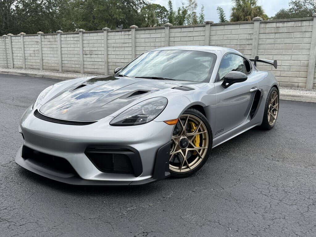 2025 PORSCHE 718