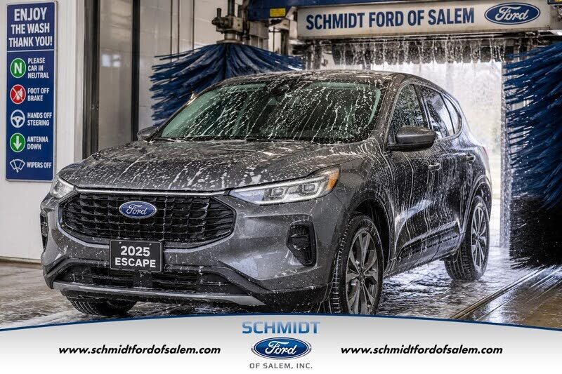 2025 FORD Escape