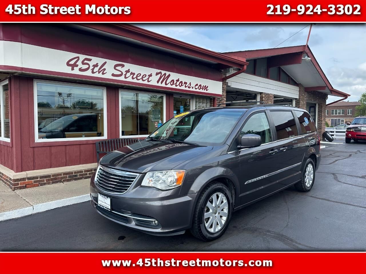 2016 CHRYSLER Town and Country