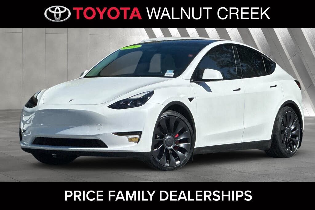2022 TESLA Model Y