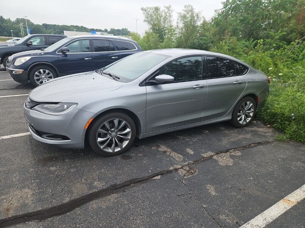 2015 CHRYSLER 200