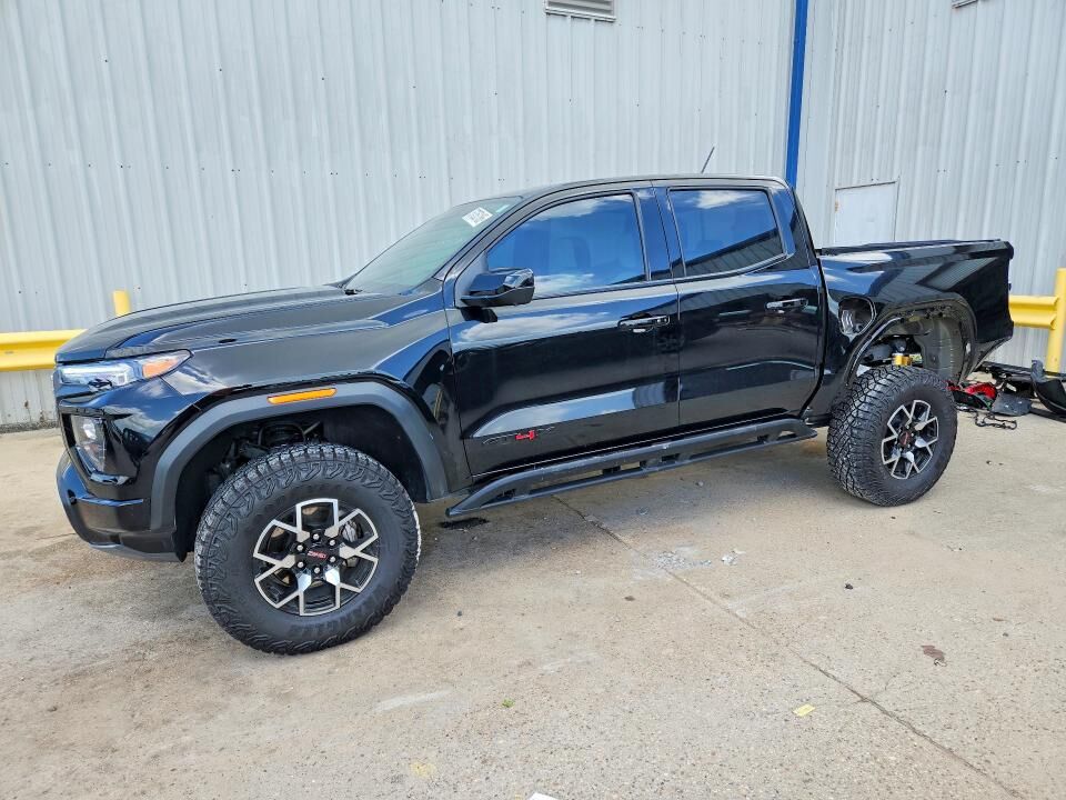 2025 GMC Canyon
