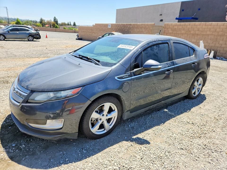 2013 CHEVROLET Volt