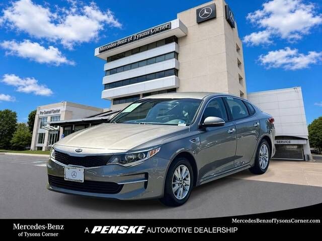 2018 KIA Optima