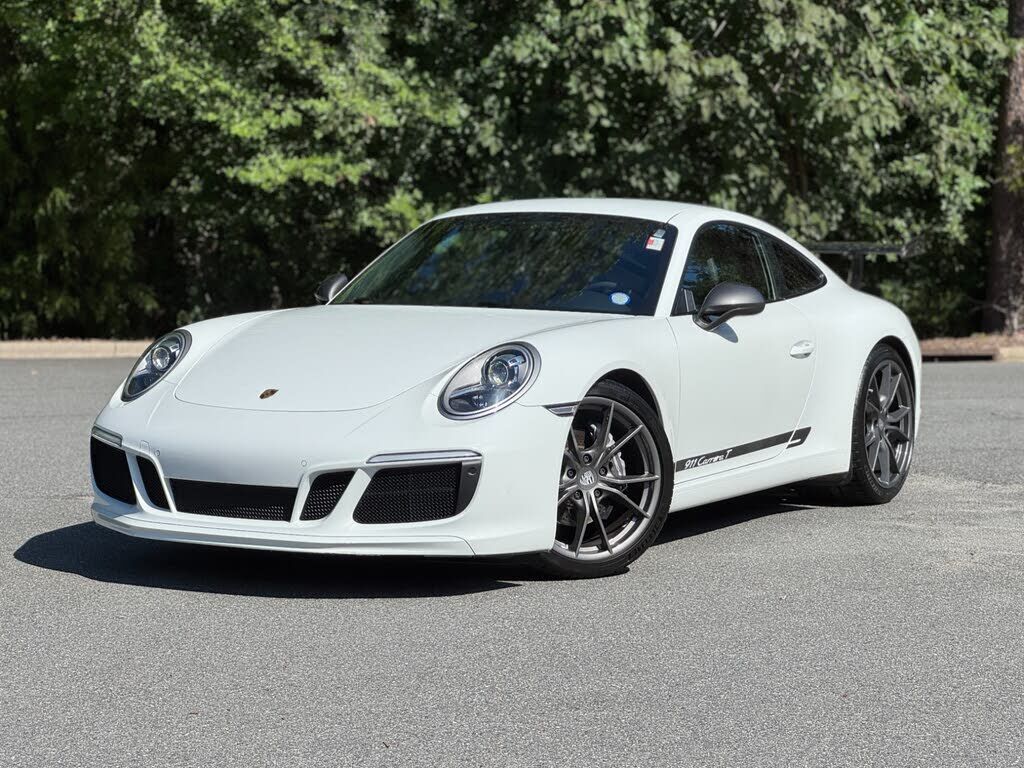 2019 PORSCHE 911