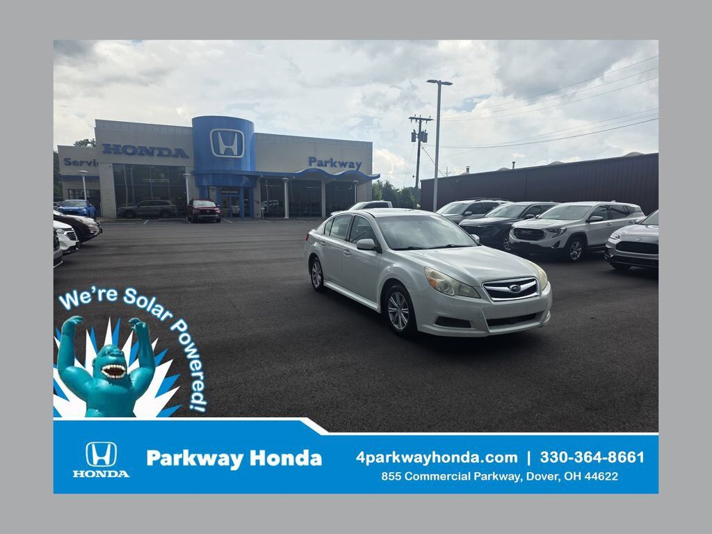 2011 SUBARU Legacy