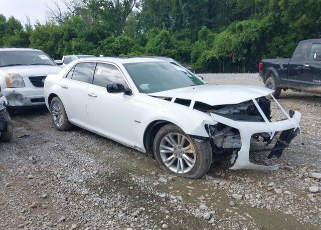 2016 CHRYSLER 300