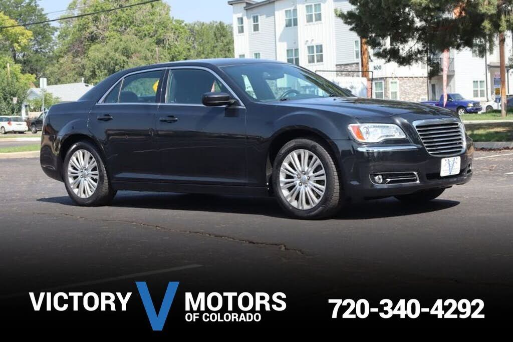 2013 CHRYSLER 300