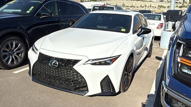 2025 LEXUS IS