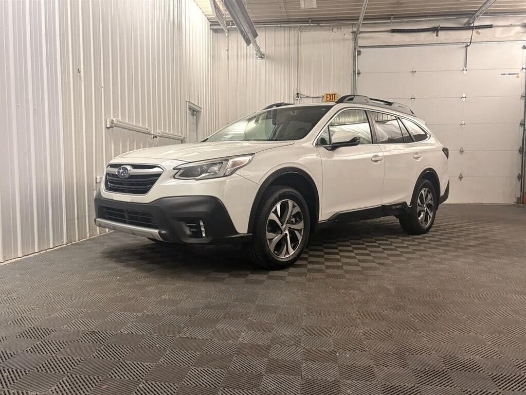 2020 SUBARU Outback