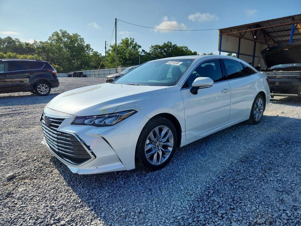 2022 TOYOTA Avalon