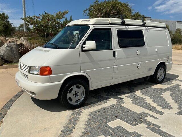 2003 VOLKSWAGEN EuroVan
