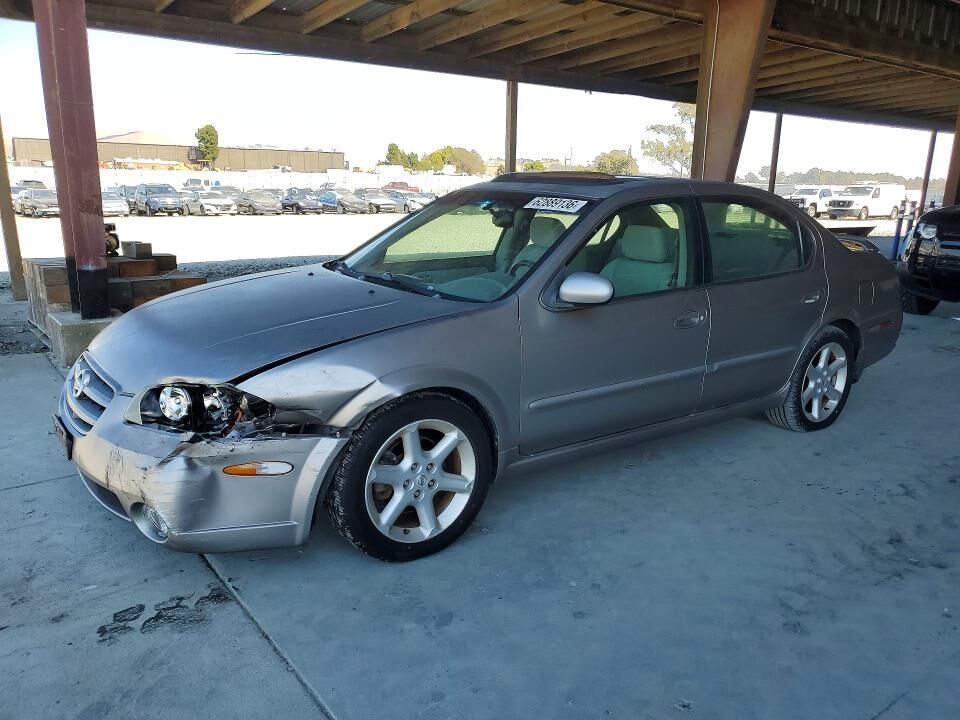 2002 NISSAN Maxima
