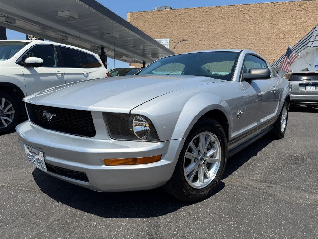 2009 FORD Mustang