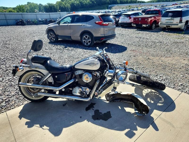 1996 HONDA VT1100C2